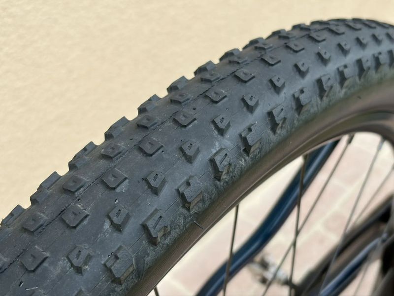 Horské kolo TREK Procaliber 9.6 Blue Carbon Smoke, komponenty SID/XT, vel. ML – ZÁNOVNÍ