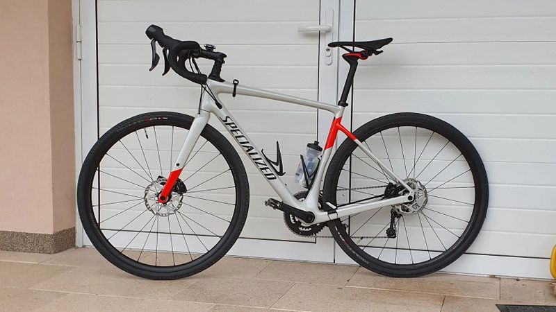 Specialized Specialized Diverge Comp, Karbon, vel. 56, jako nový