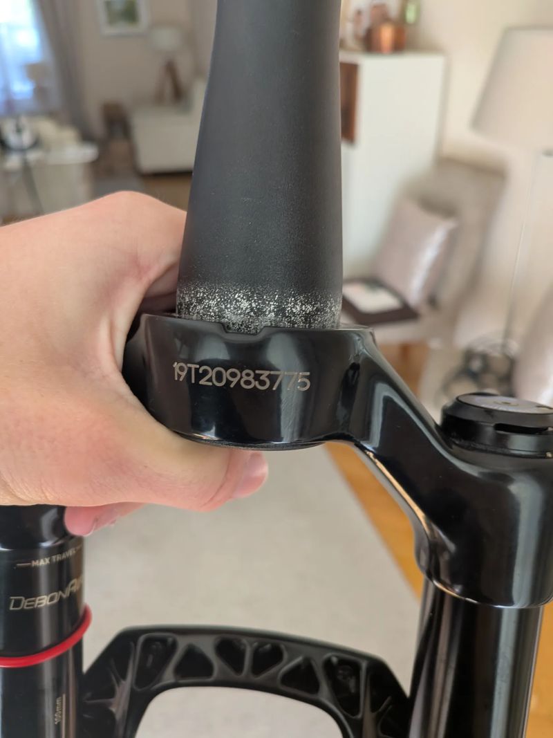 Prodám NOVOU vidlici RockShox SID Select+ (2P)