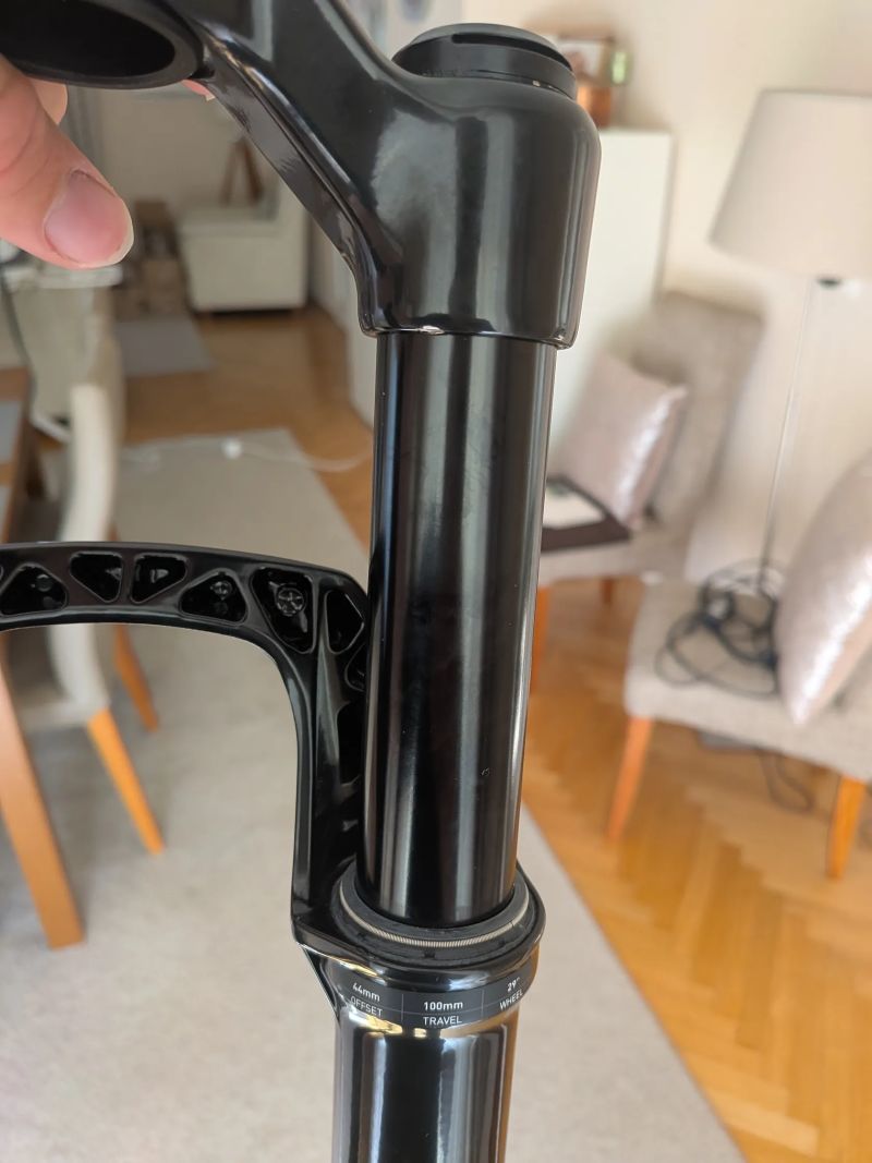 Prodám NOVOU vidlici RockShox SID Select+ (2P)