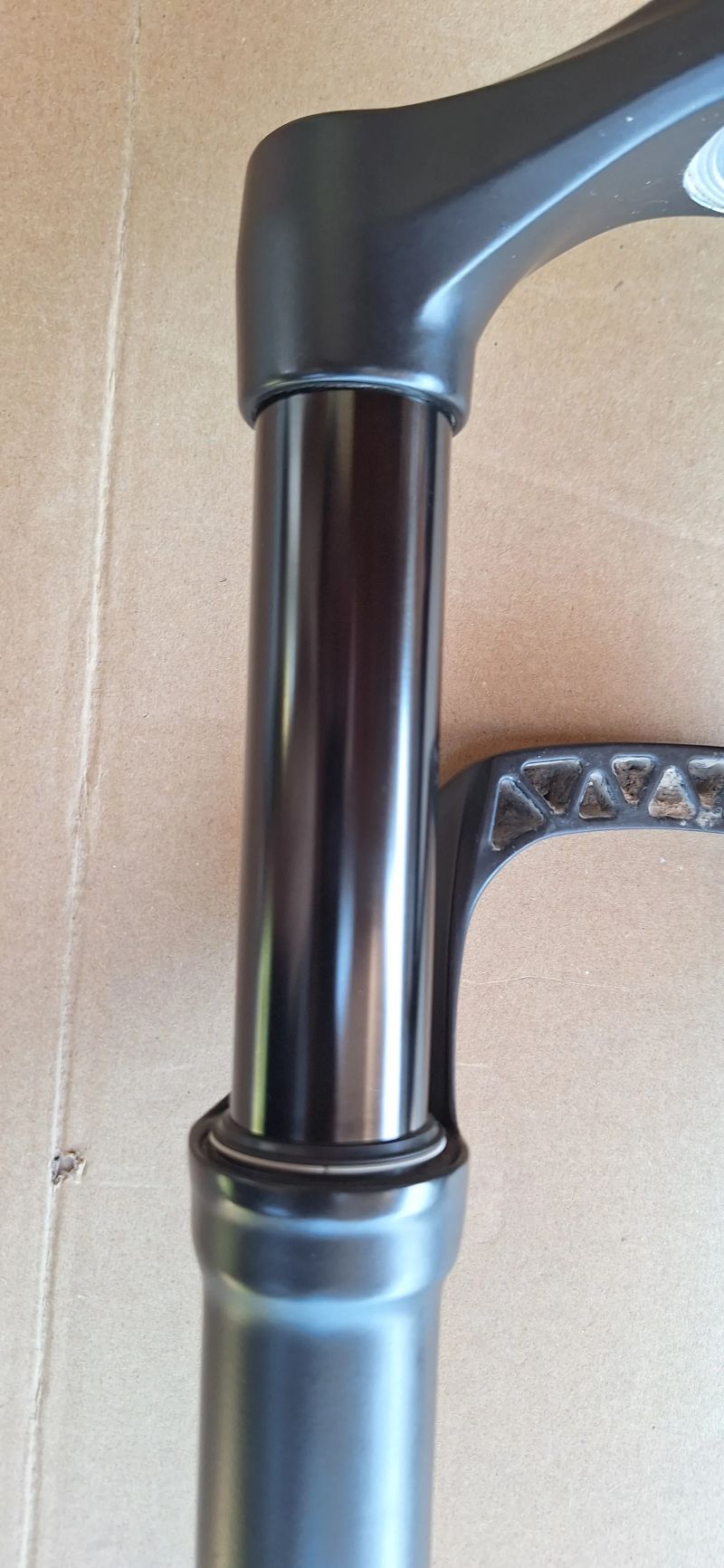 RockShox Reba RL, 110mm zdvih, 15mm x 110mm + ND