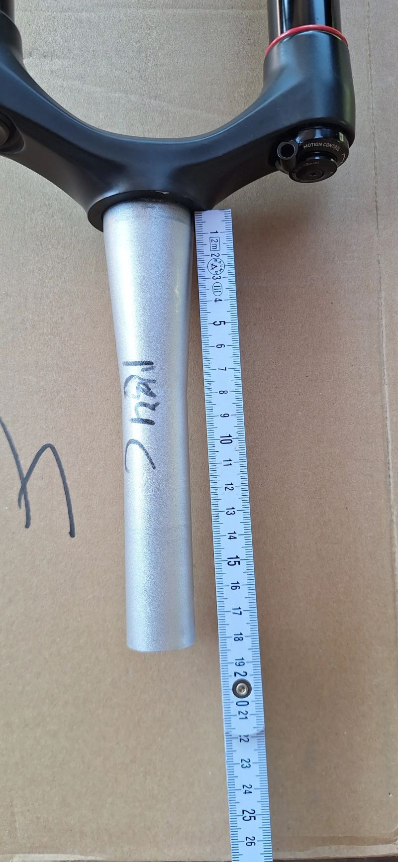 RockShox Reba RL, 110mm zdvih, 15mm x 110mm + ND