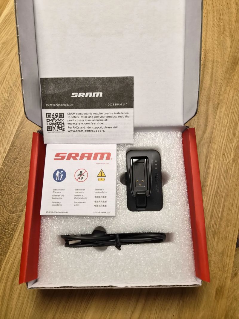 Sram AXS nabíječka