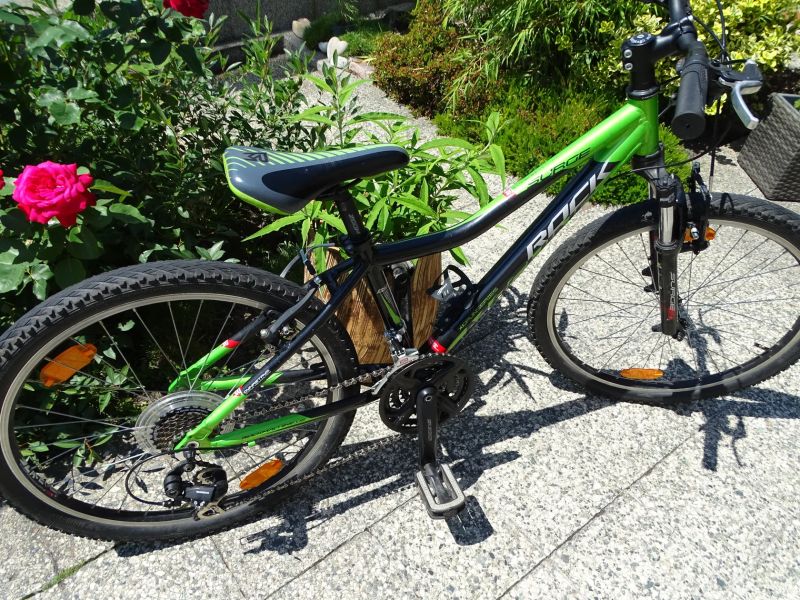 Rock Machine Surge 24" Páčkové řazení