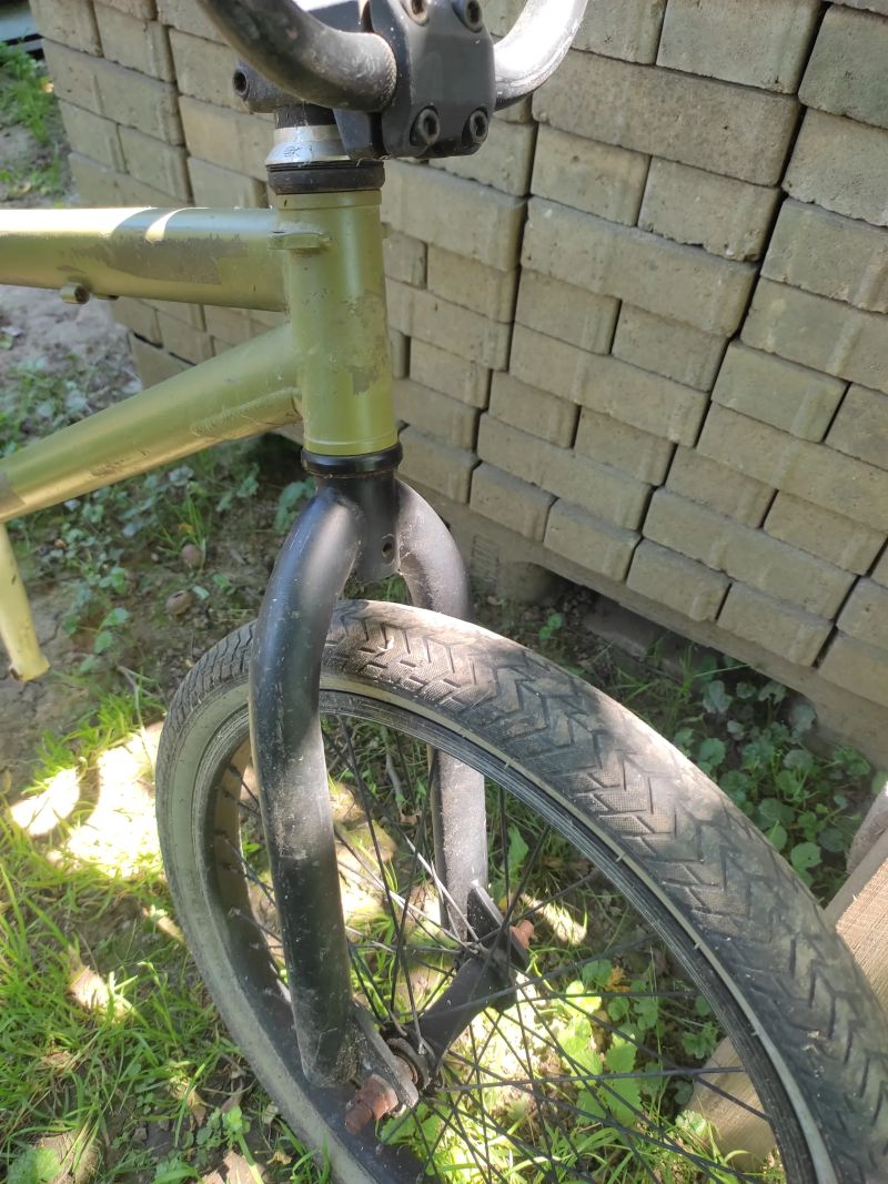 GT BMX kolo GT Performer 20" Black