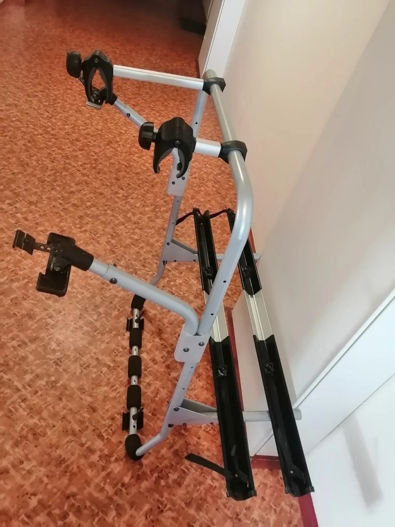 Nosič Thule na zadní dveře