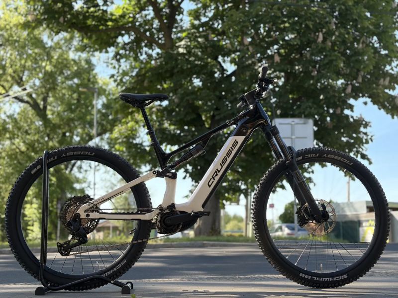 Elektrokolo CRUSSIS E-FULL 10.11 715Wh 2026 NOVÉ