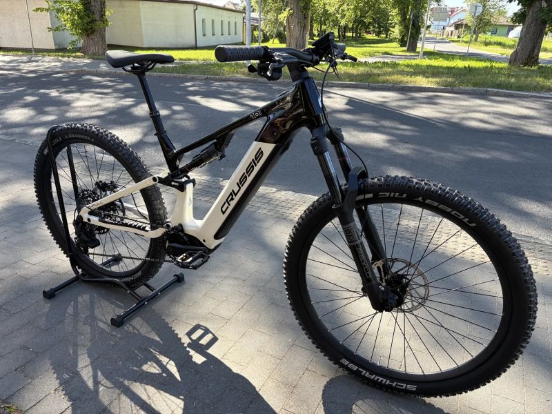 Elektrokolo CRUSSIS E-FULL 10.11 715Wh 2026 NOVÉ