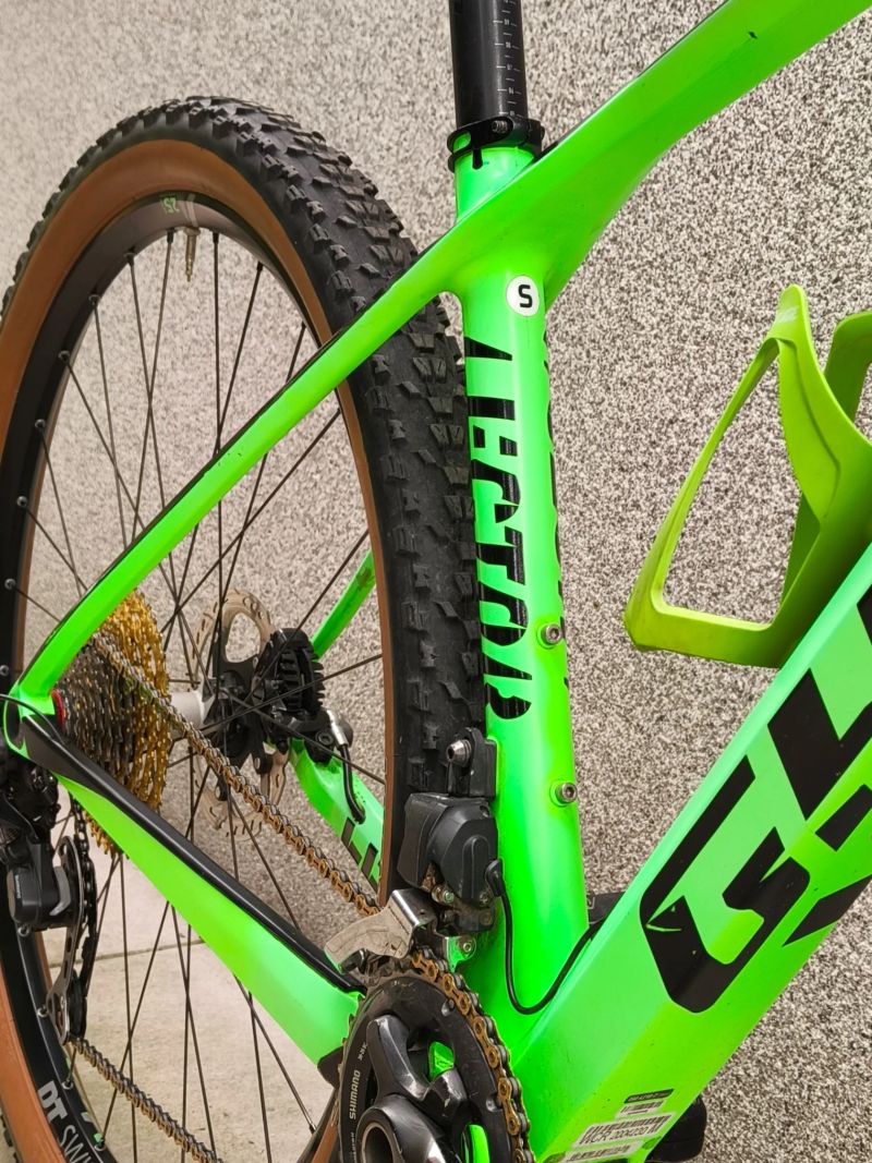 Ghost LECTOR LC 8.9 Di2 vel. S, 29", carbon, elektrické řazení, 10,9 Kg