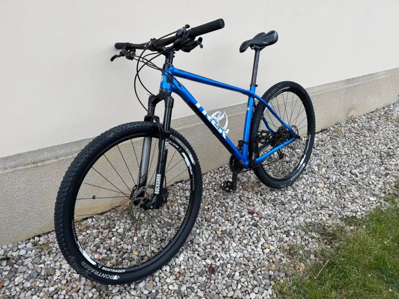 Trek Superfly. Koupil jsem ho, abych závodil. Závodil jsem dvakrát.