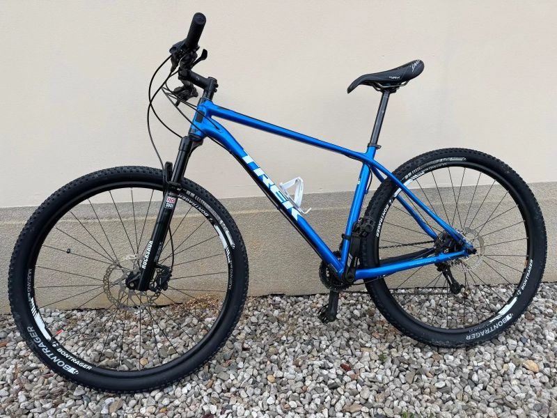 Trek Superfly. Koupil jsem ho, abych závodil. Závodil jsem dvakrát.