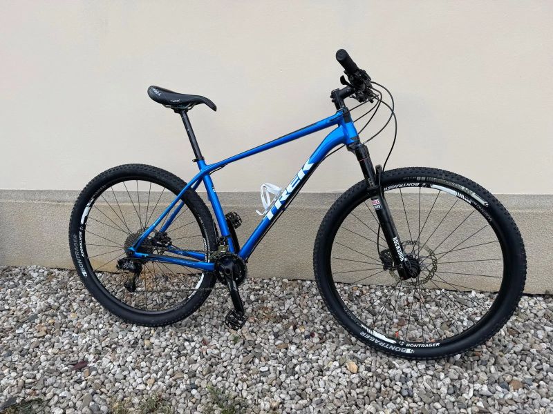 Trek Superfly. Koupil jsem ho, abych závodil. Závodil jsem dvakrát.
