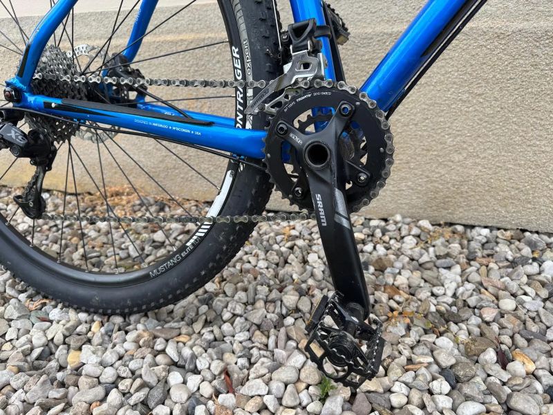 Trek Superfly. Koupil jsem ho, abych závodil. Závodil jsem dvakrát.