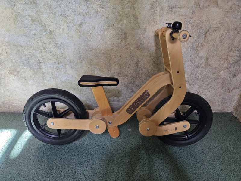 Repello Model J - odpružené, dřevěné odrážedlo 