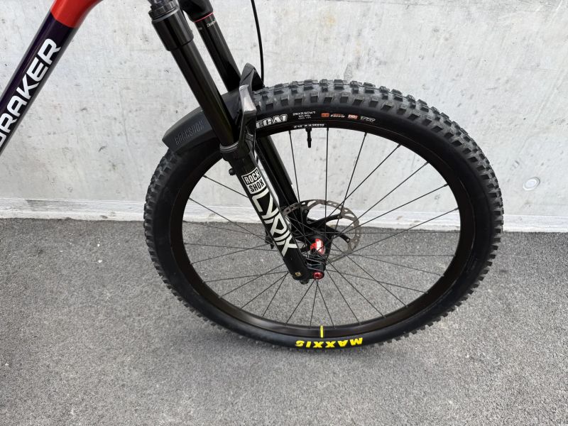 Mondraker Raze RR SL EXT Storia, Lyrik ultimate. Rychlé jednání = Sleva