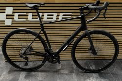 Cube Attain c62 Race blackline - 58
