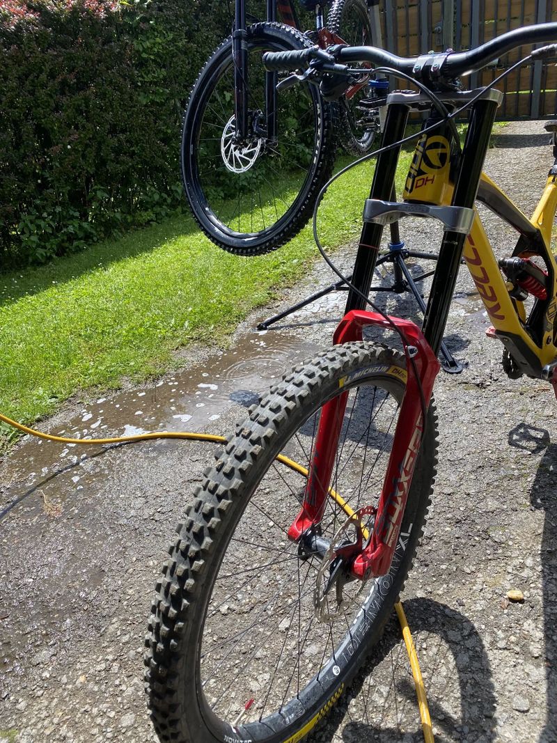 Prodám RockShox BoXXer Ultimate RC2 C2 29" / možná výměna za ZEB Ultimate/Fox 38 performance/elite 