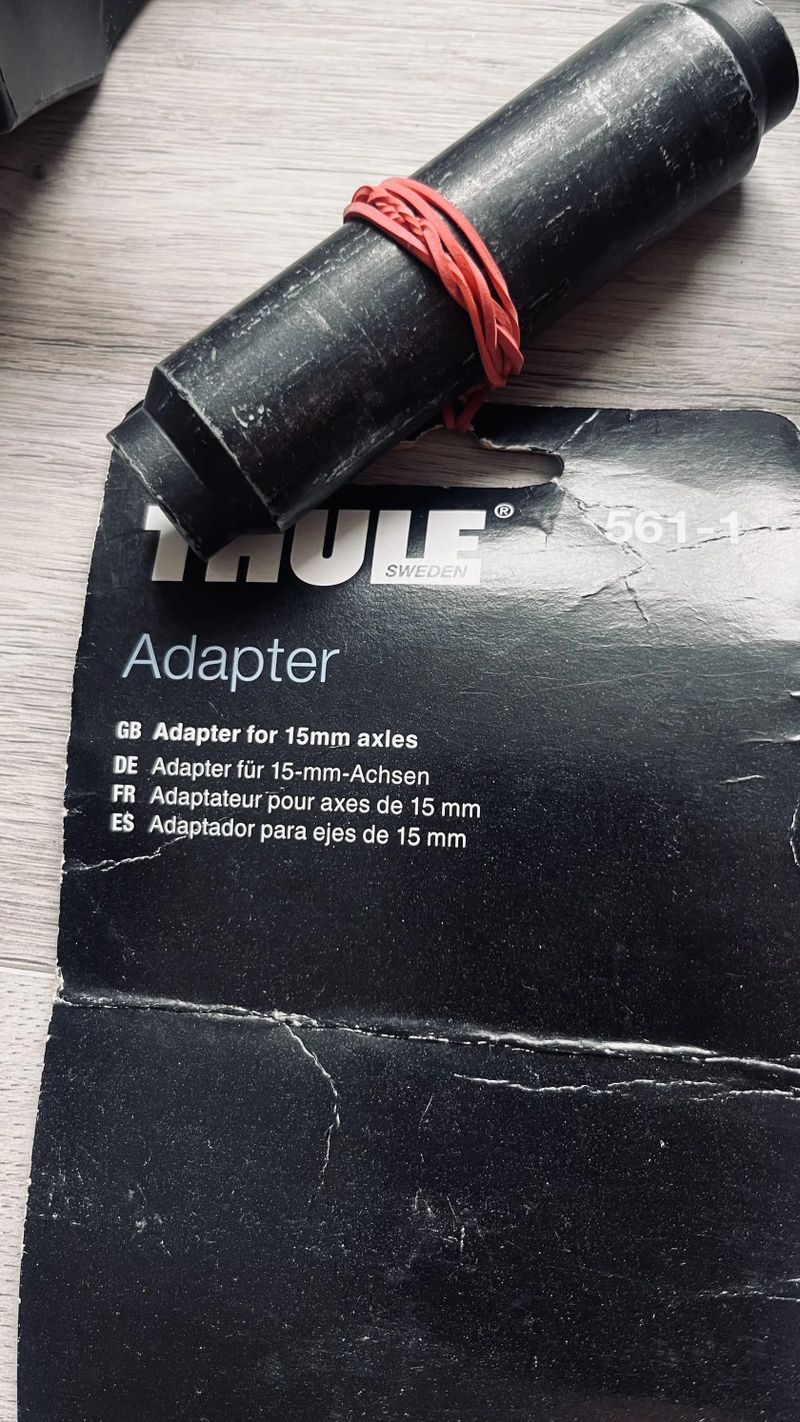 Thule OutRide 561 - 2x adaptér 15x100 a 15x110 + rychloupinak