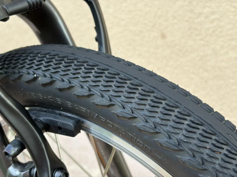 Dětské kolo SPECIALIZED Jett 16 Single Speed 6,75 kg s pedály – TOP STAV, ZÁNOVNÍ