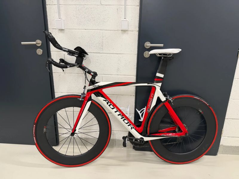 Triatlonový speciál Author CA-Road TT, vel. 58 s Di2, 8,6 kg