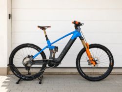 Cube Stereo Hybrid 160 hpc action team 750