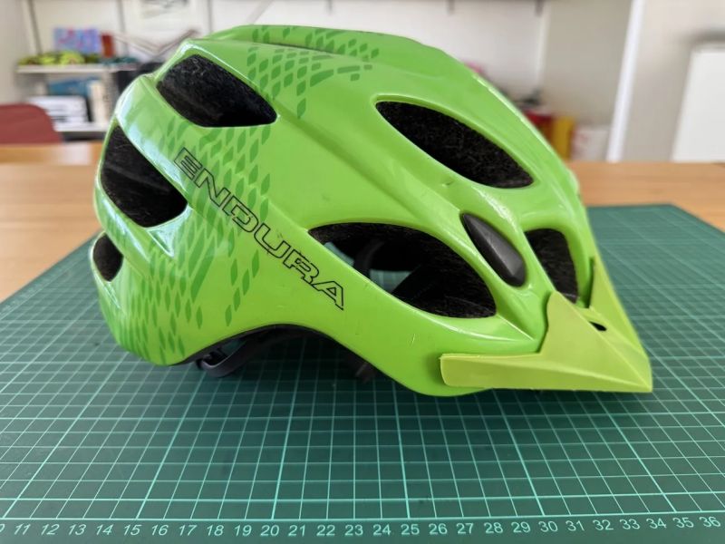 Helma Endura Hummvee M/L 55–59 cm, zelená