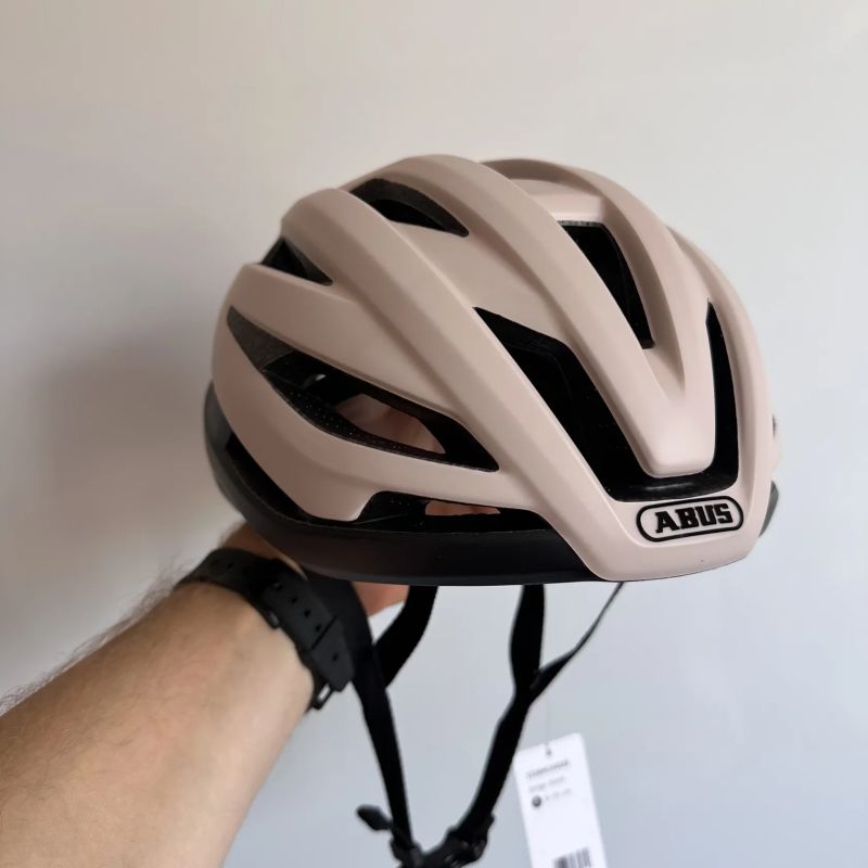 Cyklistická helma ABUS StormChaser beige black vel. S