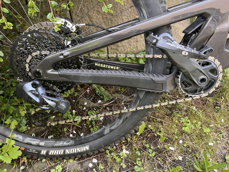Santa Cruz Megatower 2 C GX1 AXS 29 Mod. 2024 Gloss carbon XXL