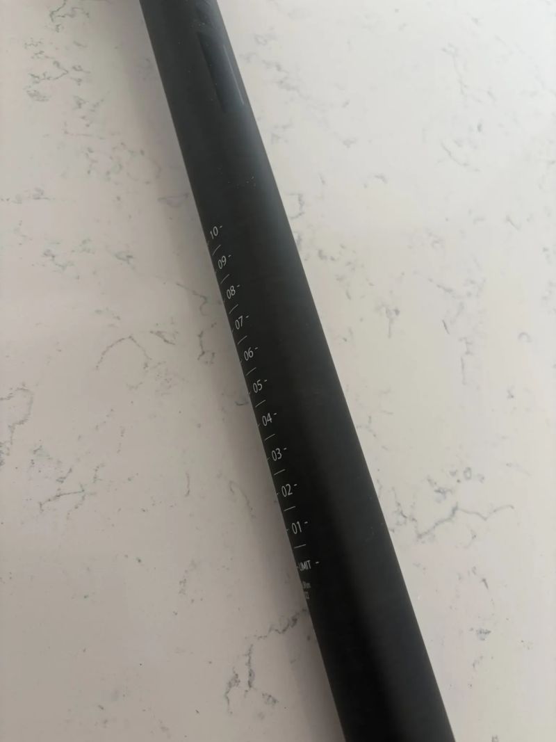 Sedlovka Superior One Race Carbon 20mm Offset 400/27.2