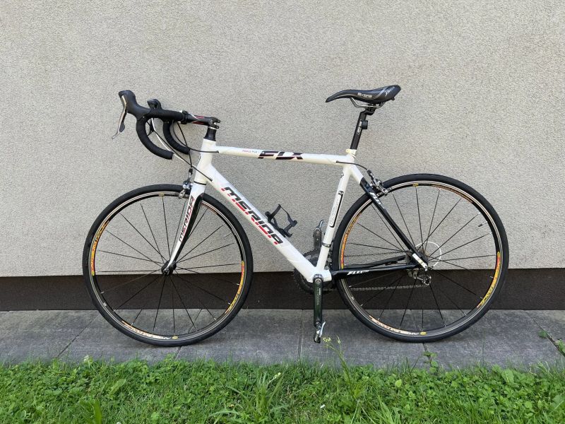 Merida Road flx 906
