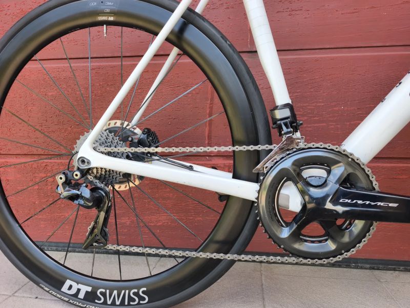 Canyon Ultimate CF SLX - 2x11 Dura-ace di2, DT Swiss ARC 1100
