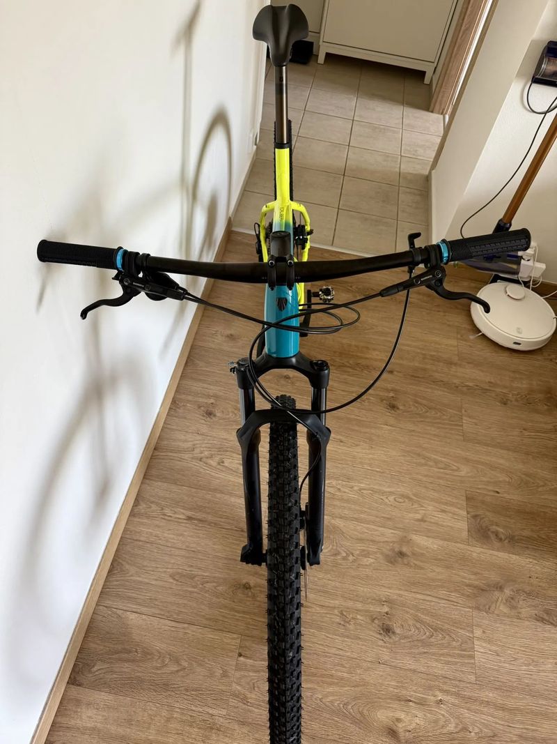Prodám Trek X-Caliber 9. vel. rámu XXL