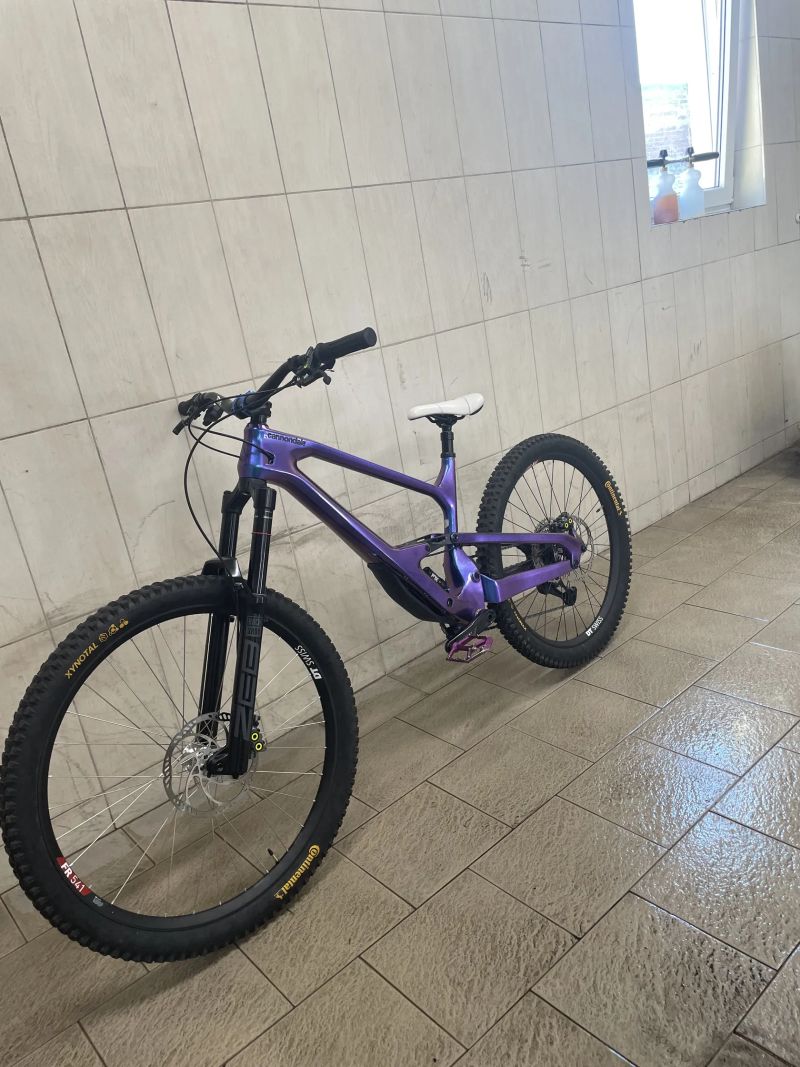 Cannondale Jekyll custom