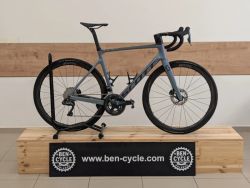 Scott Addict rc 10 di2 karbonová kola Duke 4iiii