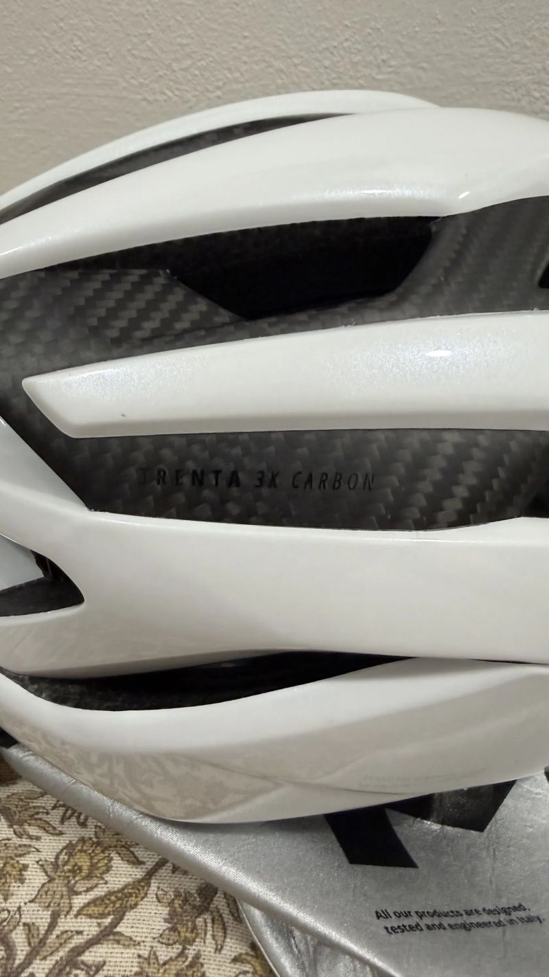 Met trenta 2 3k carbon