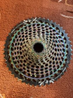 Prodám kazetu Sram Eagle XX1 Rainbow 10-50