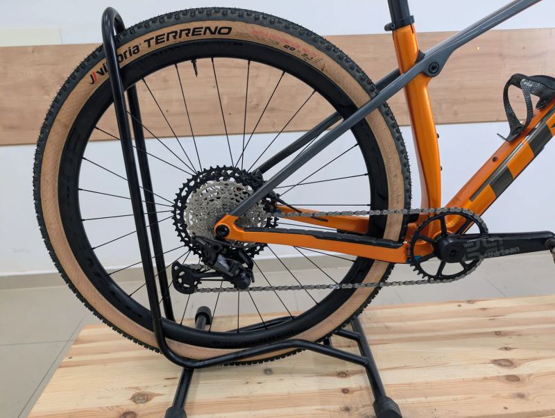 Trek Procaliber 9.8 karbonová kola bontrager