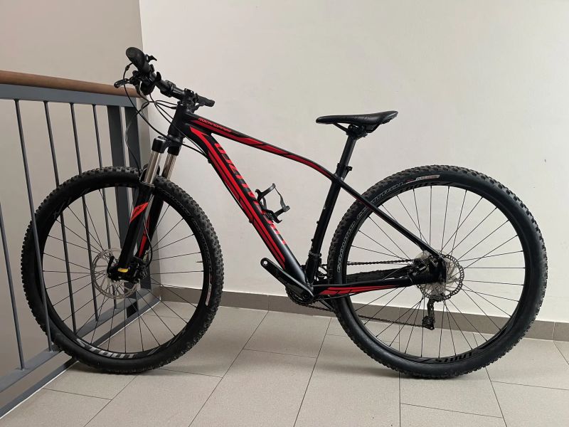 Specialized Rockhopper 29 vel M po servisu