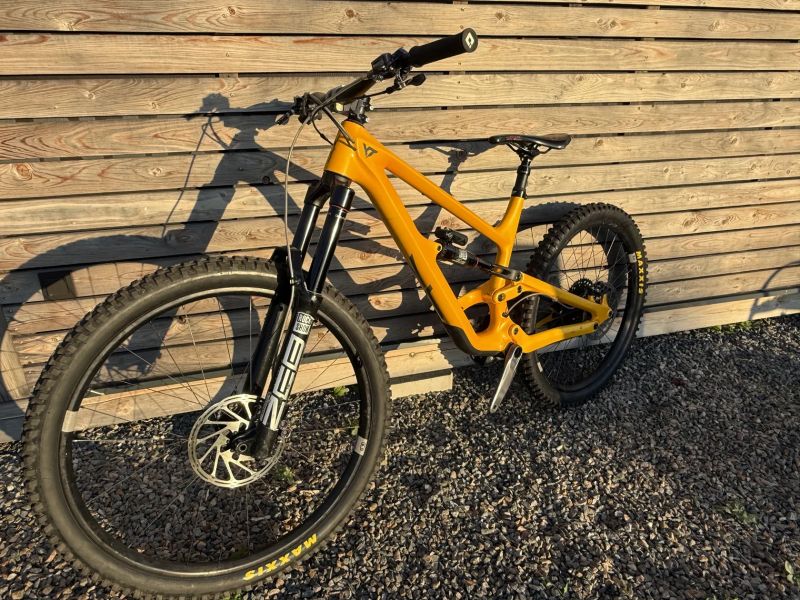YT Industries YT Capra MK3 (2023)