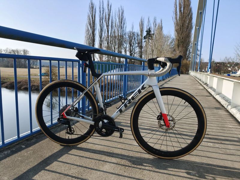 Trek Madone SL7 gen.8 , vel. M/L, duální wattmeter Inpeak