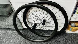 IHNED SKLADEM - Set gravel kol pro diskové brzdy 45 mm výška