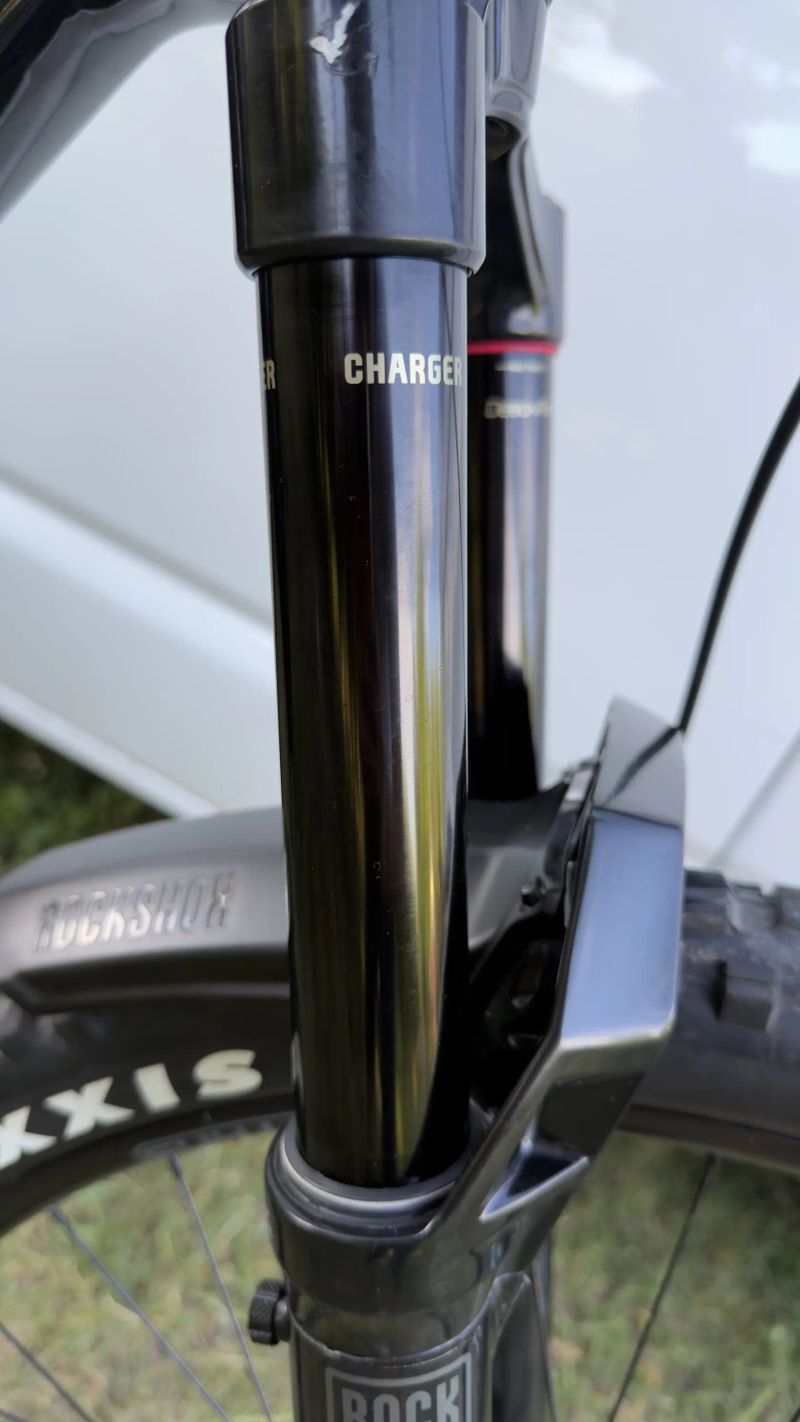 Norco Sight Carbon, C2 v záruce (M) Vivid 150mm, Zeb 170mm, Shimano Saint. 75 000,- 