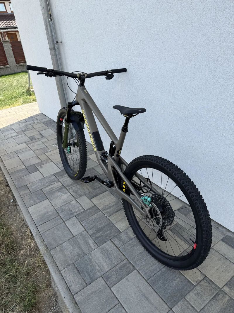 Santa Cruz 5010 ASX XL