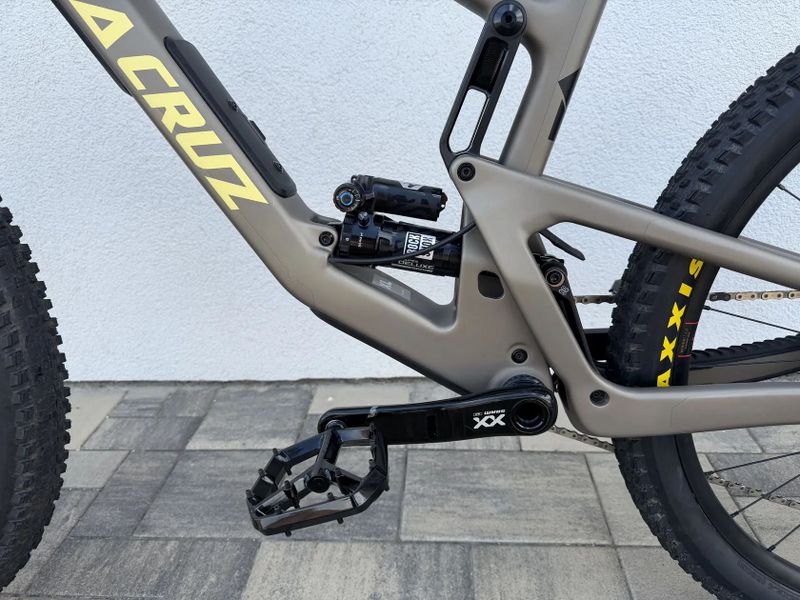 Santa Cruz 5010 ASX XL