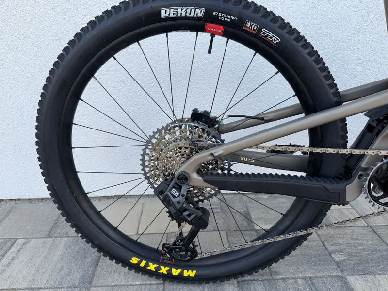 Santa Cruz 5010 ASX XL