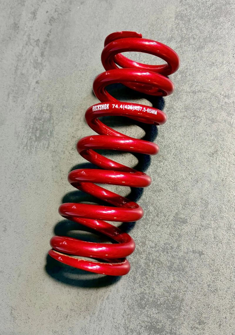 Pružiny Rock Shox 65mm 425, 450, 475lb Electric Red