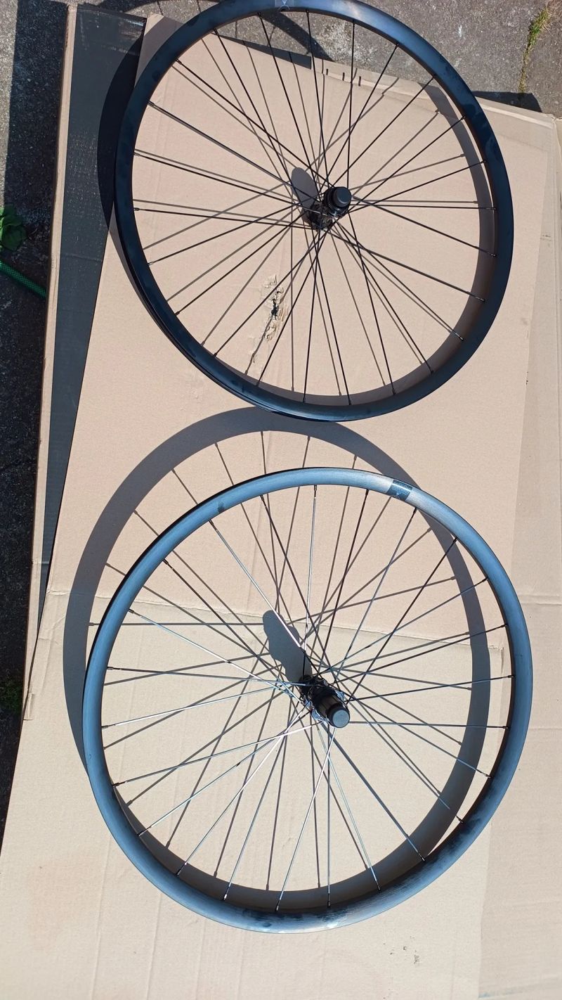 Zapletená kola na Gravel Lapierre NOVÁ