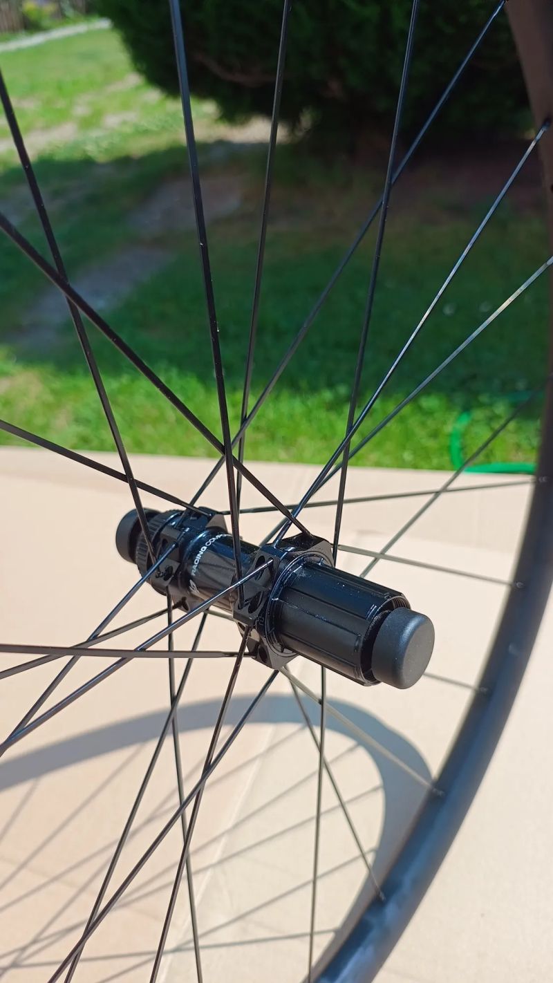 Zapletená kola na Gravel Lapierre NOVÁ