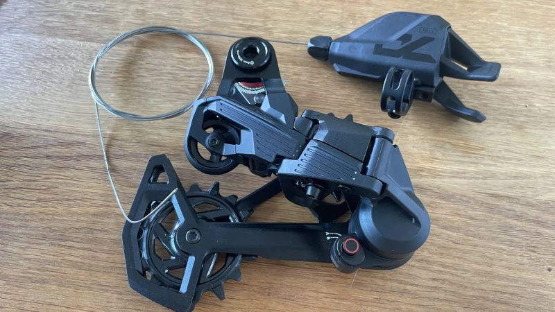 Nová přehazovačka SRAM Eagle 70 T-type + řadicí páčka Sram Eagle 70 T-Type Trigger, I SAMOSTATNĚ