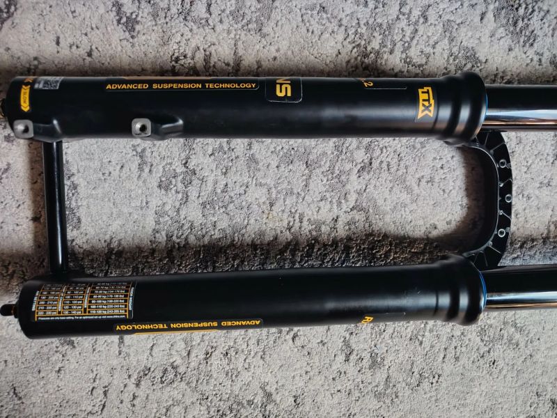 Ohlins - vidlice 29" - Ohlins RXF36 Air m.2 160 mm a Ohlins RXF38 Air m.2 180mm 